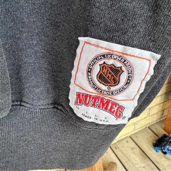 Vintage NHL Mighty Ducks Crewneck Sweater - Picture 4 of 5